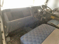 三菱ふそうキャンターダンプ小型（2t・3t）[写真17]