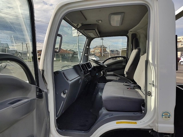 いすゞエルフセーフティローダー小型（2t・3t）[写真14]