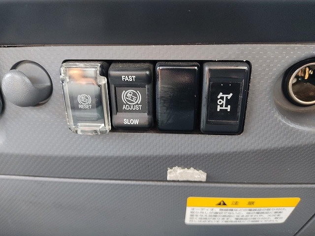 いすゞエルフセーフティローダー小型（2t・3t）[写真20]