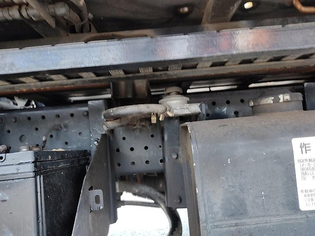 いすゞエルフセーフティローダー小型（2t・3t）[写真29]