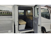 三菱ふそうキャンターガッツダブルキャブ（Wキャブ）小型（2t・3t）[写真11]