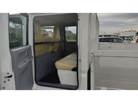 三菱ふそうキャンターガッツダブルキャブ（Wキャブ）小型（2t・3t）[写真12]