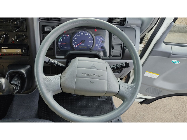 三菱ふそうキャンターガッツダブルキャブ（Wキャブ）小型（2t・3t）[写真13]