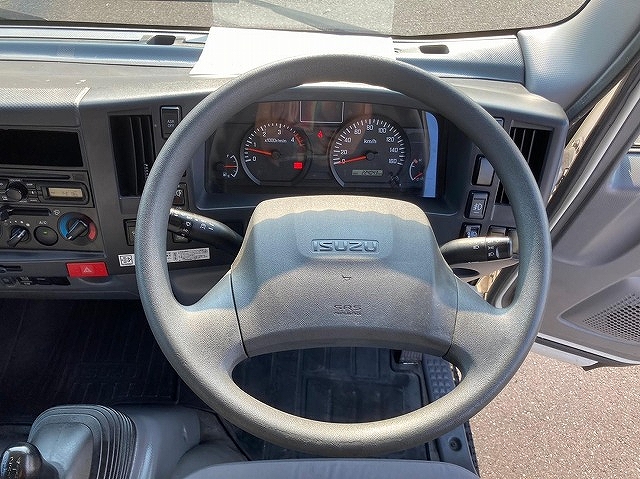 いすゞエルフアルミバン小型（2t・3t）[写真14]