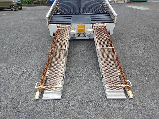 日野レンジャーセルフローダー中型（4t）[写真11]