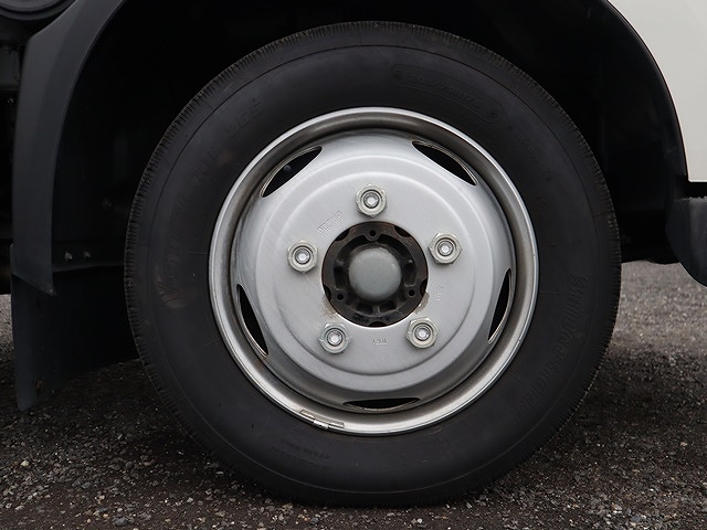 日野デュトロ平ボディ小型（2t・3t）[写真18]