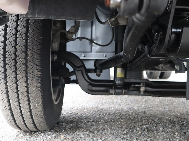 日野デュトロ平ボディ小型（2t・3t）[写真19]