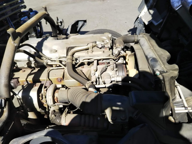 三菱ふそうキャンタークレーン6段小型（2t・3t）[写真29]