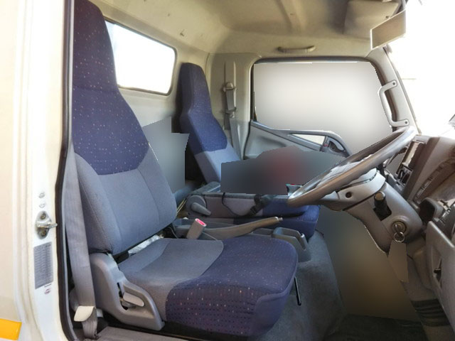 三菱ふそうキャンタークレーン6段小型（2t・3t）[写真33]