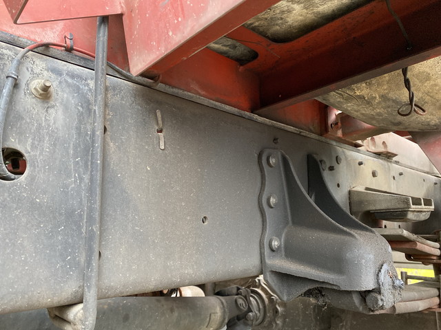 UDトラックスコンドルミキサー車（コンクリートミキサー）中型（4t）[写真23]