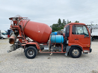 UDトラックスコンドルミキサー車（コンクリートミキサー）中型（4t）[写真06]