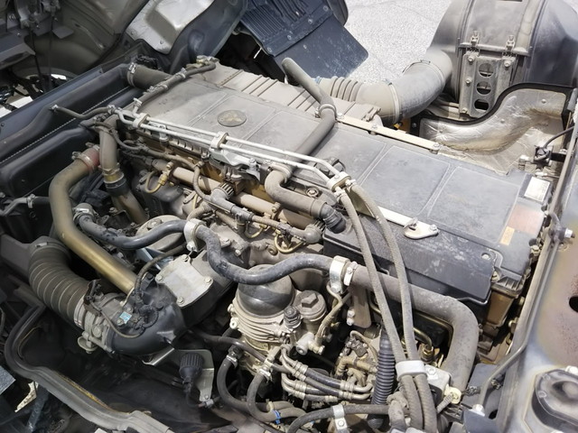 三菱ふそうスーパーグレートミキサー車（コンクリートミキサー）大型（10t）[写真20]