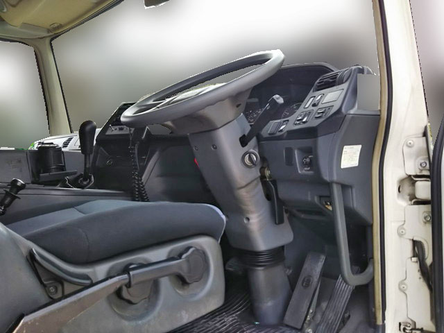 三菱ふそうスーパーグレートミキサー車（コンクリートミキサー）大型（10t）[写真24]