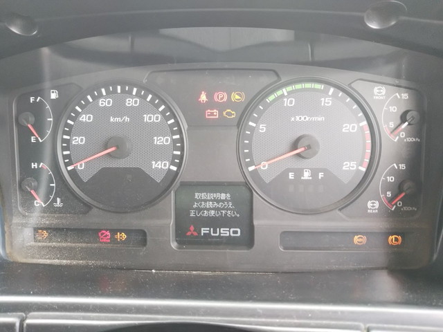 三菱ふそうスーパーグレートミキサー車（コンクリートミキサー）大型（10t）[写真25]