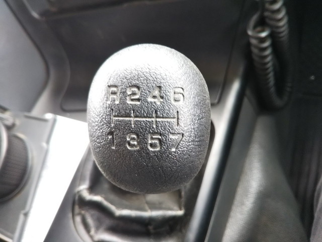 三菱ふそうスーパーグレートミキサー車（コンクリートミキサー）大型（10t）[写真27]