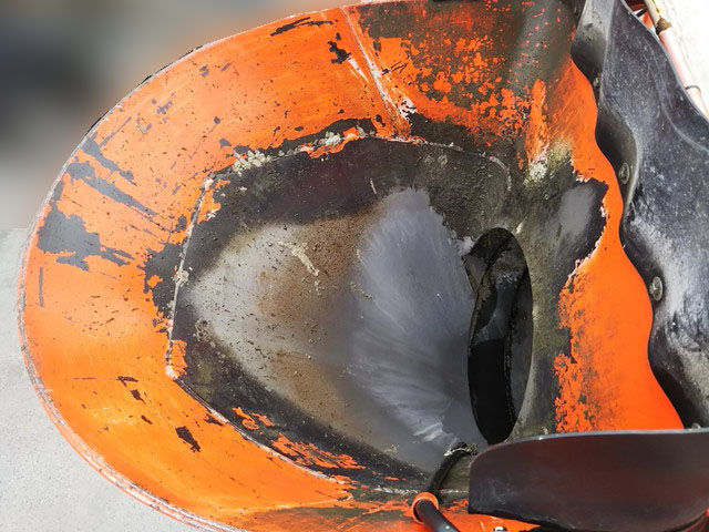 三菱ふそうスーパーグレートミキサー車（コンクリートミキサー）大型（10t）[写真09]