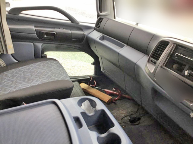 日野レンジャーアルミバン中型（4t）[写真28]