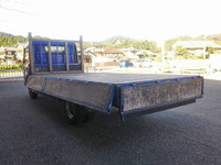 三菱ふそうキャンター平ボディ小型（2t・3t）[写真11]