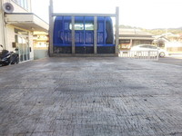 三菱ふそうキャンター平ボディ小型（2t・3t）[写真12]