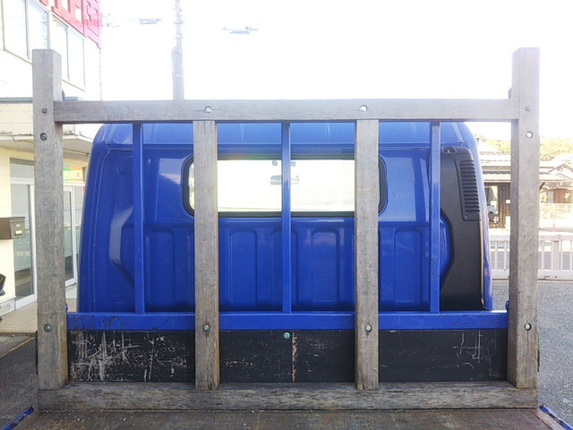 三菱ふそうキャンター平ボディ小型（2t・3t）[写真13]