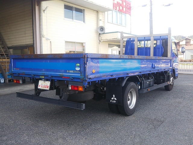三菱ふそうキャンター平ボディ小型（2t・3t）[写真02]
