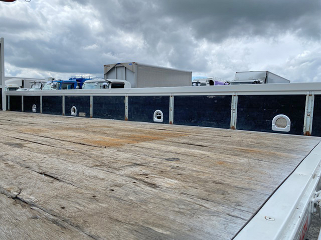 いすゞフォワードクレーン4段増トン（6t・8t）[写真18]