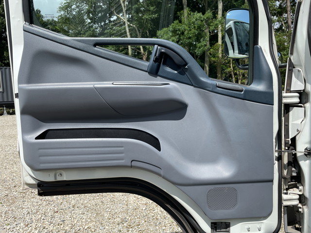 日産アトラスアルミバン小型（2t・3t）[写真25]