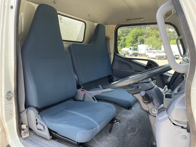 日産アトラスアルミバン小型（2t・3t）[写真28]