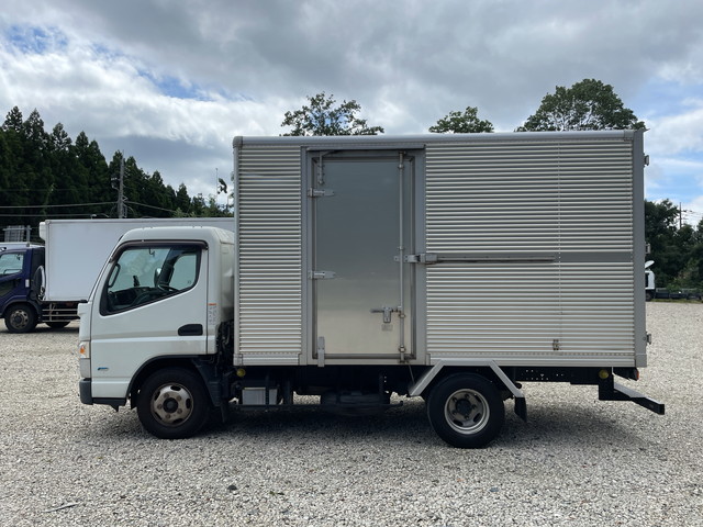 日産アトラスアルミバン小型（2t・3t）[写真05]