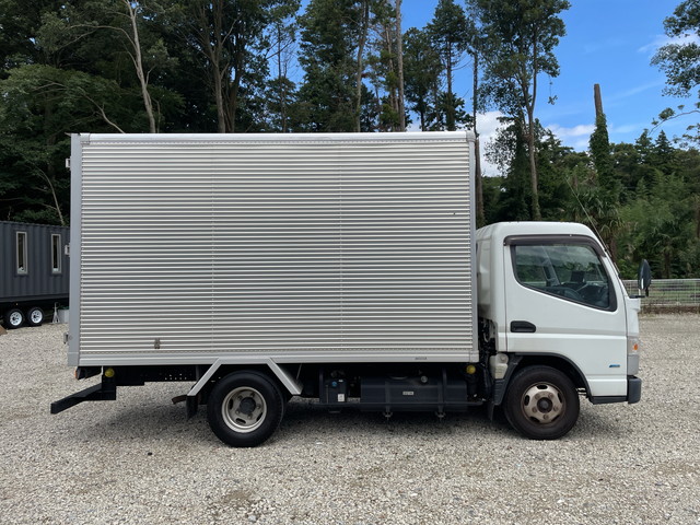 日産アトラスアルミバン小型（2t・3t）[写真08]