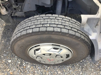 三菱ふそうキャンターアルミブロック小型（2t・3t）[写真08]