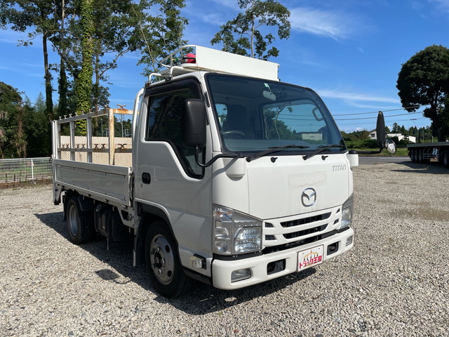 マツダタイタン平ボディ小型（2t・3t）[写真03]