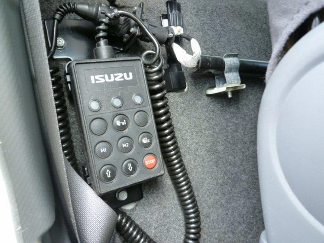 いすゞフォワード冷凍車（冷蔵車）中型（4t）[写真17]