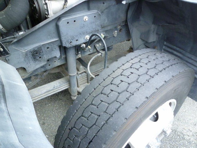 いすゞフォワード冷凍車（冷蔵車）中型（4t）[写真24]