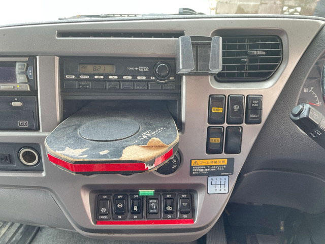 UDトラックスコンドルユニック5段増トン（6t・8t）[写真34]