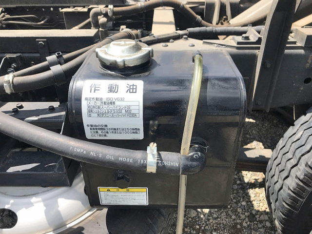 いすゞエルフローダーダンプ小型（2t・3t）[写真21]