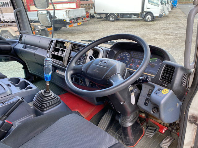 日野レンジャーアルミブロック増トン（6t・8t）[写真30]