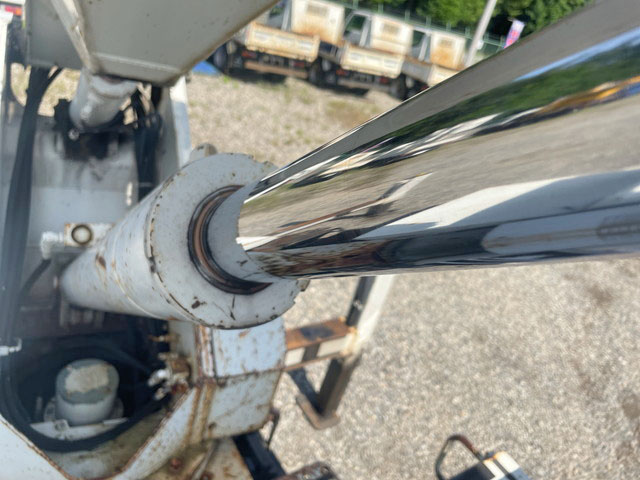 日産アトラス高所作業車小型（2t・3t）[写真15]