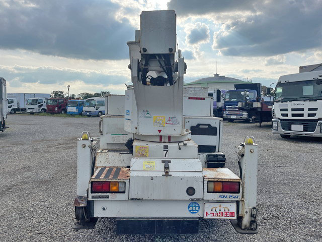 日産アトラス高所作業車小型（2t・3t）[写真09]