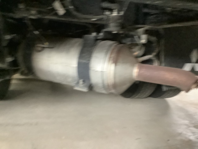 三菱ふそうキャンターダブルキャブ（Wキャブ）小型（2t・3t）[写真07]