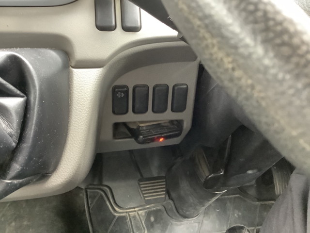 三菱ふそうキャンターダンプ小型（2t・3t）[写真25]