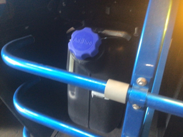 日野プロフィアアルミウイング大型（10t）[写真08]