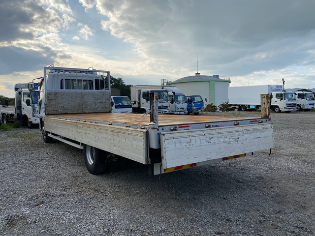 三菱ふそうファイターアルミブロック中型（4t）[写真11]