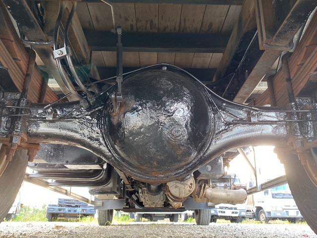 三菱ふそうファイターアルミブロック中型（4t）[写真18]