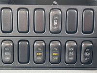 三菱ふそうファイターアルミブロック中型（4t）[写真34]