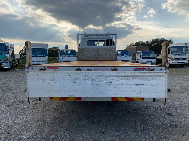 三菱ふそうファイターアルミブロック中型（4t）[写真09]