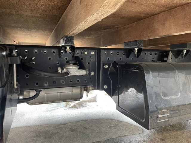 いすゞエルフ幌車小型（2t・3t）[写真13]