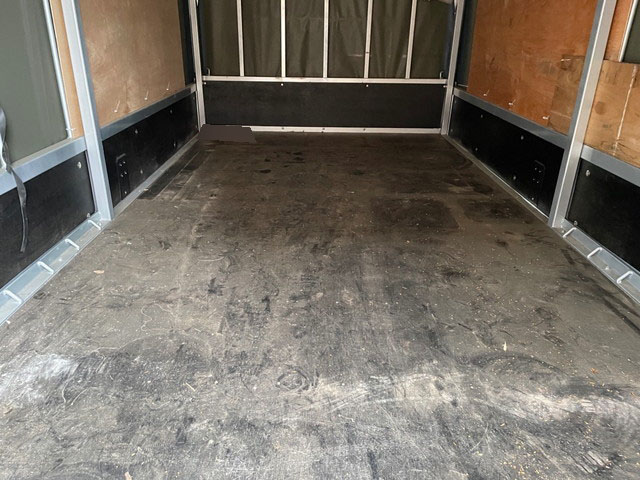 いすゞエルフ幌車小型（2t・3t）[写真05]