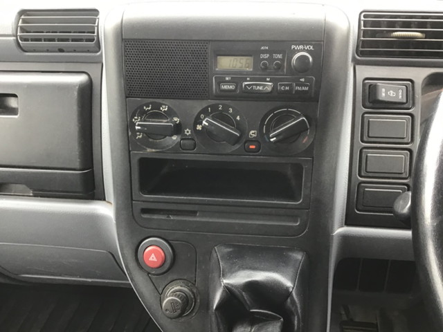 三菱ふそうキャンターダンプ小型（2t・3t）[写真22]