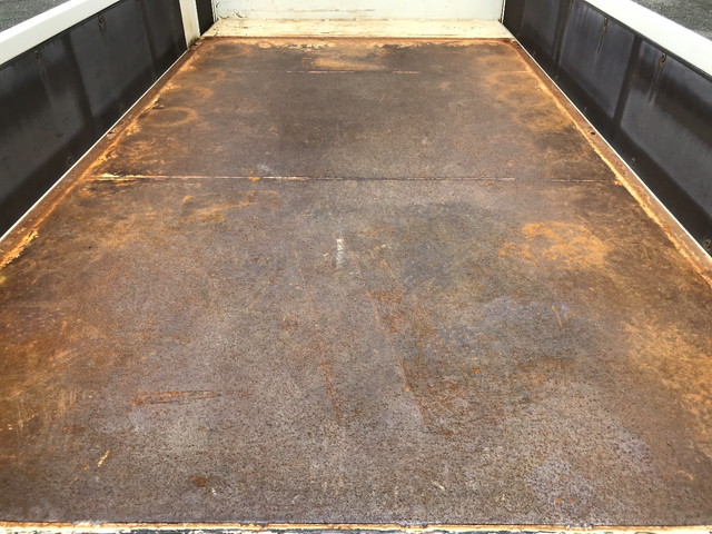 日野デュトロ平ボディ小型（2t・3t）[写真10]